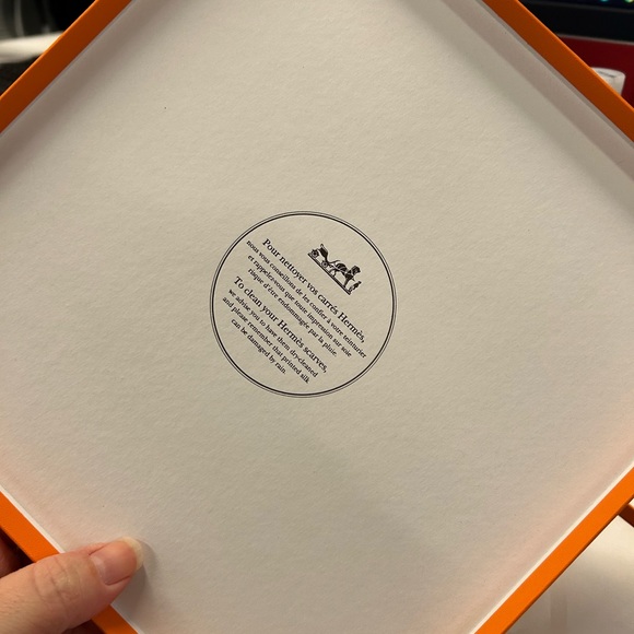 Authentic 100% Silk Hermes scarf brand new never worn - Picture 7 of 7